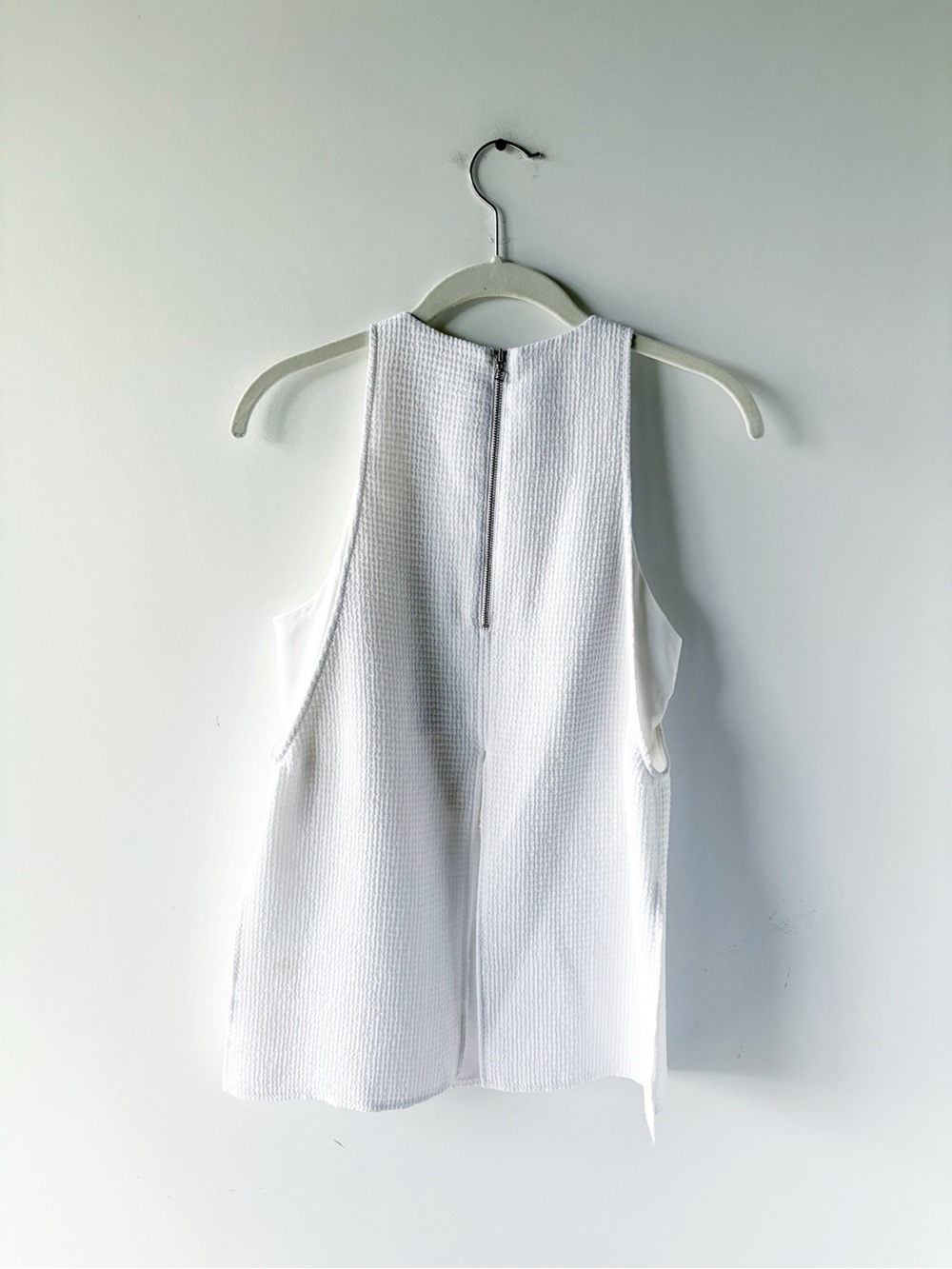 Helmut Lang White Textured Seersucker Sleeveless High Neck Zip Back Top XS P - Picture 2 of 4